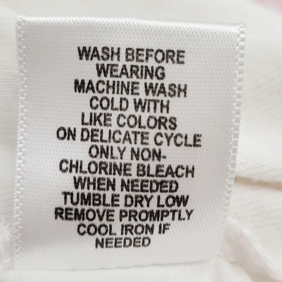 Emily Daniels Women's White Flamingo Print Button-Up Shirt  | Size Large - Picture 6 of 6